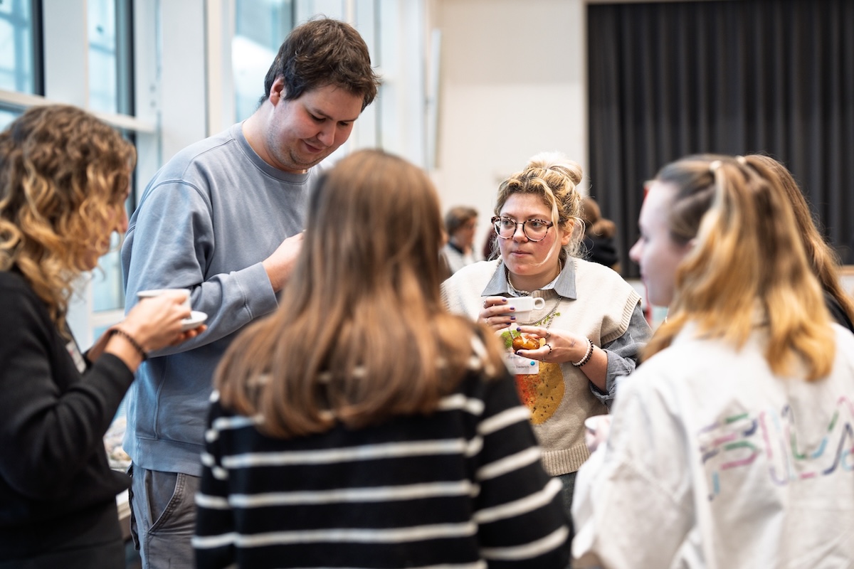 1_LAT_Fachtag_Extrem_2025_Teilnehmende35-Faktotum-Medienproduktion-Kopie